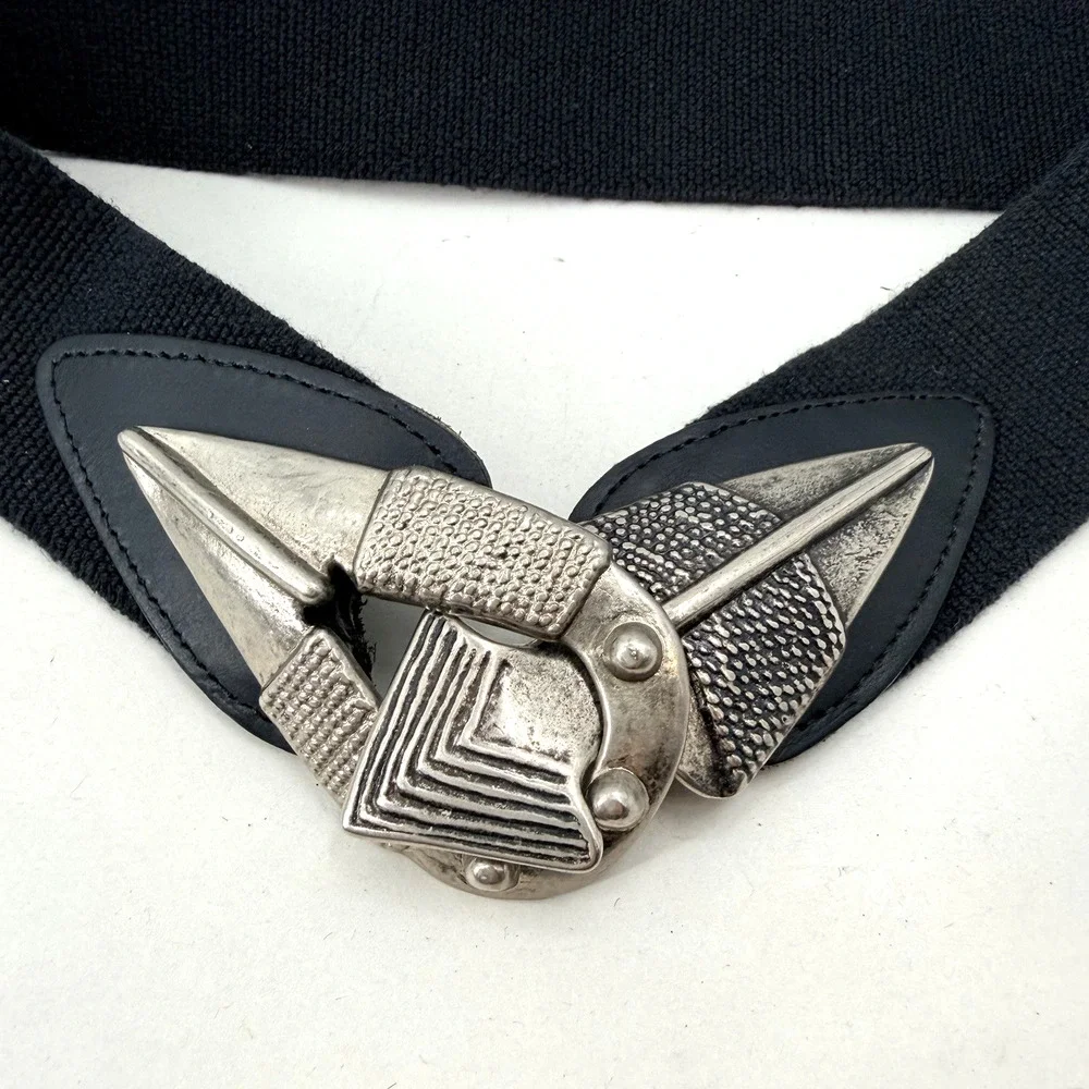 Vintage OMEGA Arrowhead Metal Buckle Cinch Stretch Belt Black Womens Small